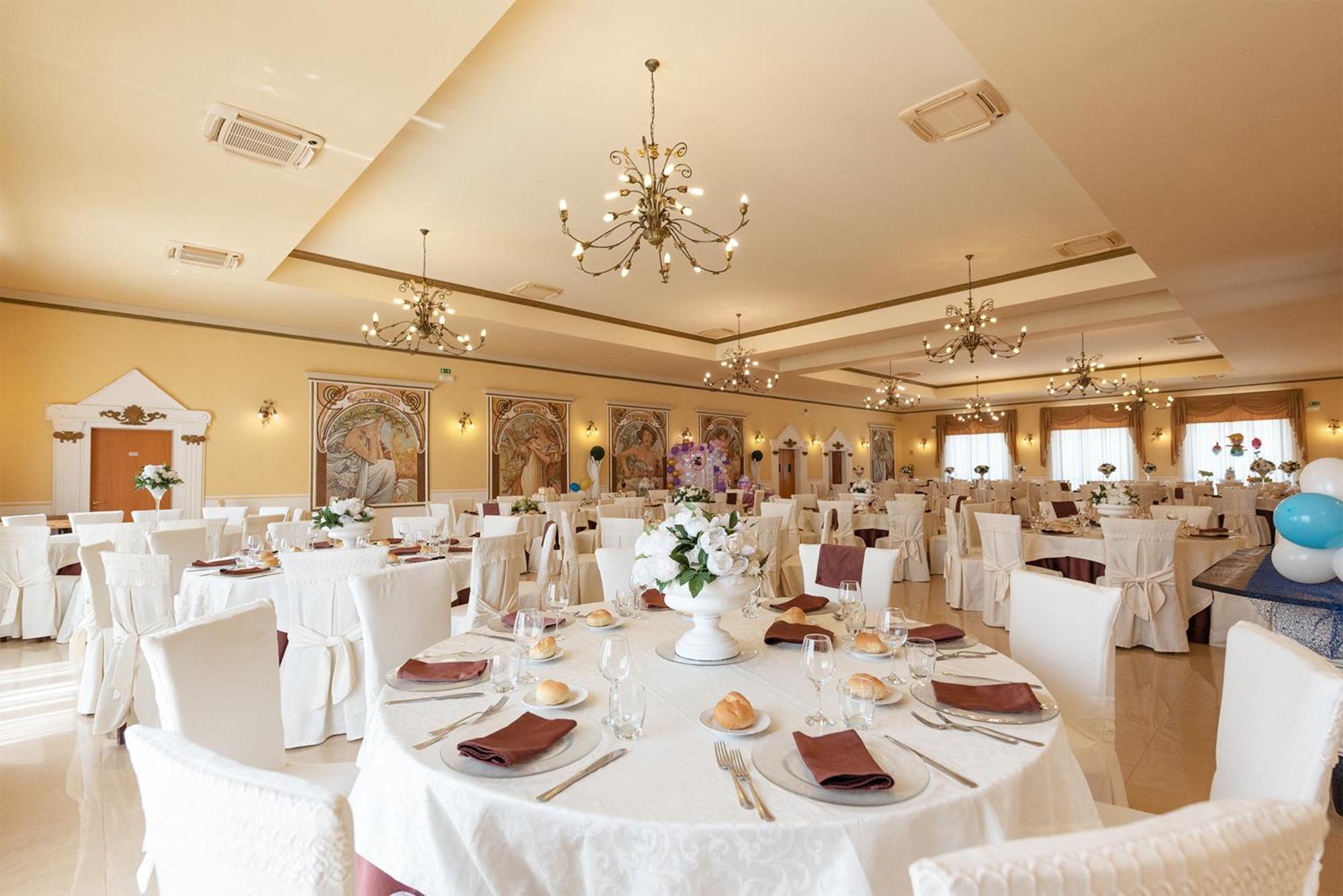 Hotel Le Muse Carpignano Salentino Eksteriør billede